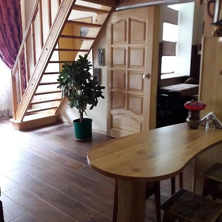 Apartment Na Shevchenka 3 利沃夫 外观 照片