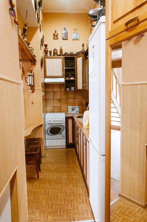 Apartment Na Shevchenka 3 利沃夫 外观 照片