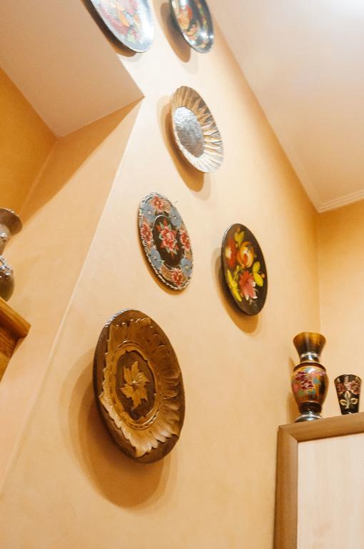 Apartment Na Shevchenka 3 利沃夫 外观 照片