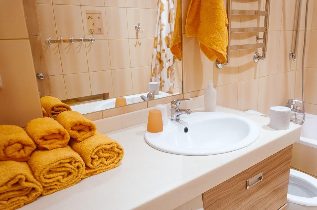 Apartment Na Shevchenka 3 利沃夫 外观 照片